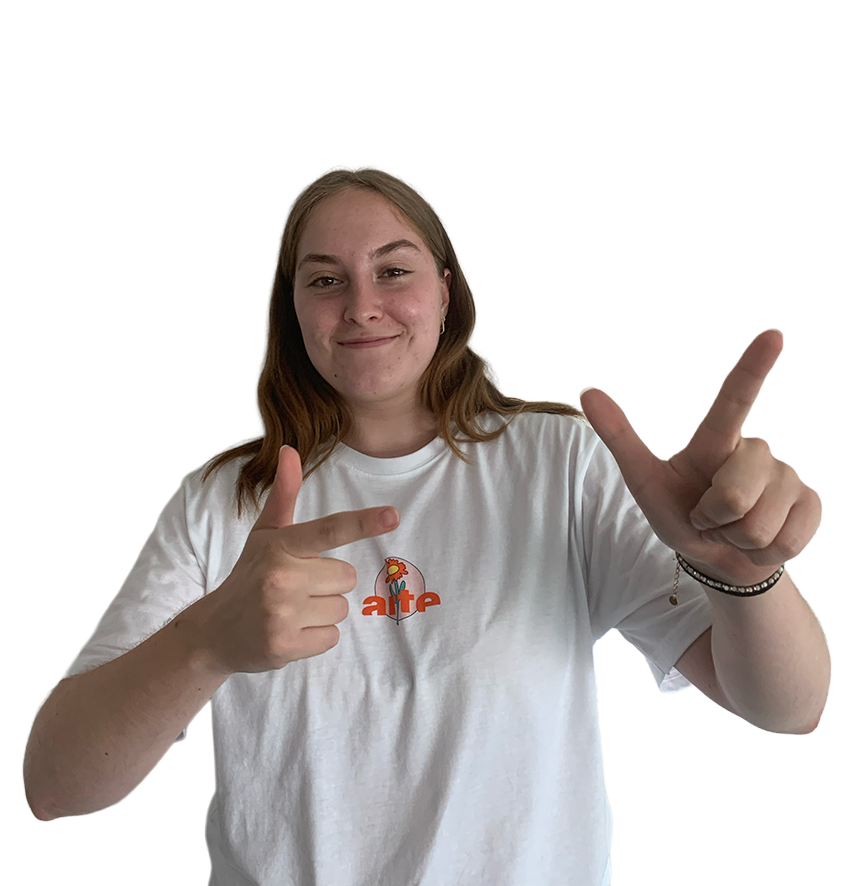 https://www.rastegar.fr/wp-content/uploads/2025/06/Roxanne-2.png